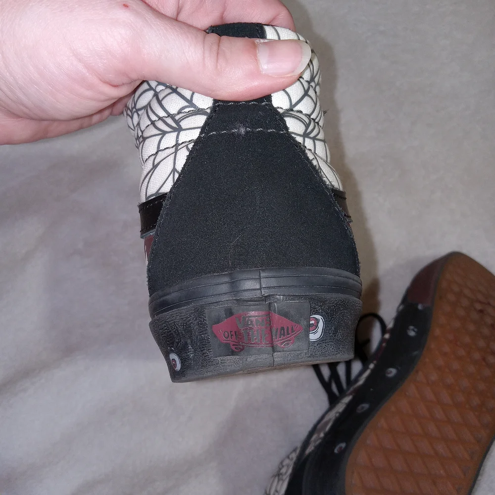 Vans Sk8-Hi Reissue Side Zip Kids Sz 3 “In The Shadows” Glow In Dark Spider Web - Picture 5 of 11